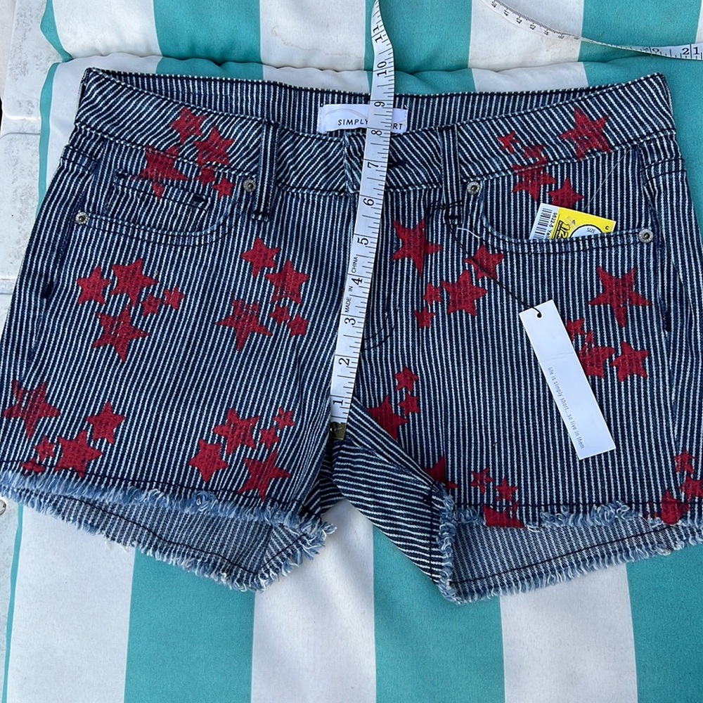 NWT Simply Short Cut Off Denim Shorts with Red Stars - Picture 5 of 13